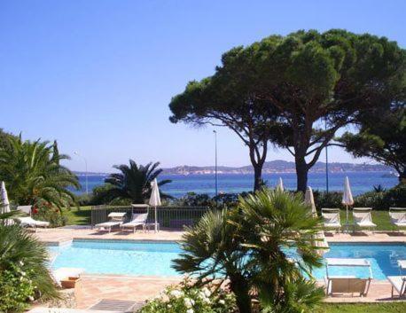 Hotel Villa Les Rosiers Grimaud Zewnętrze zdjęcie